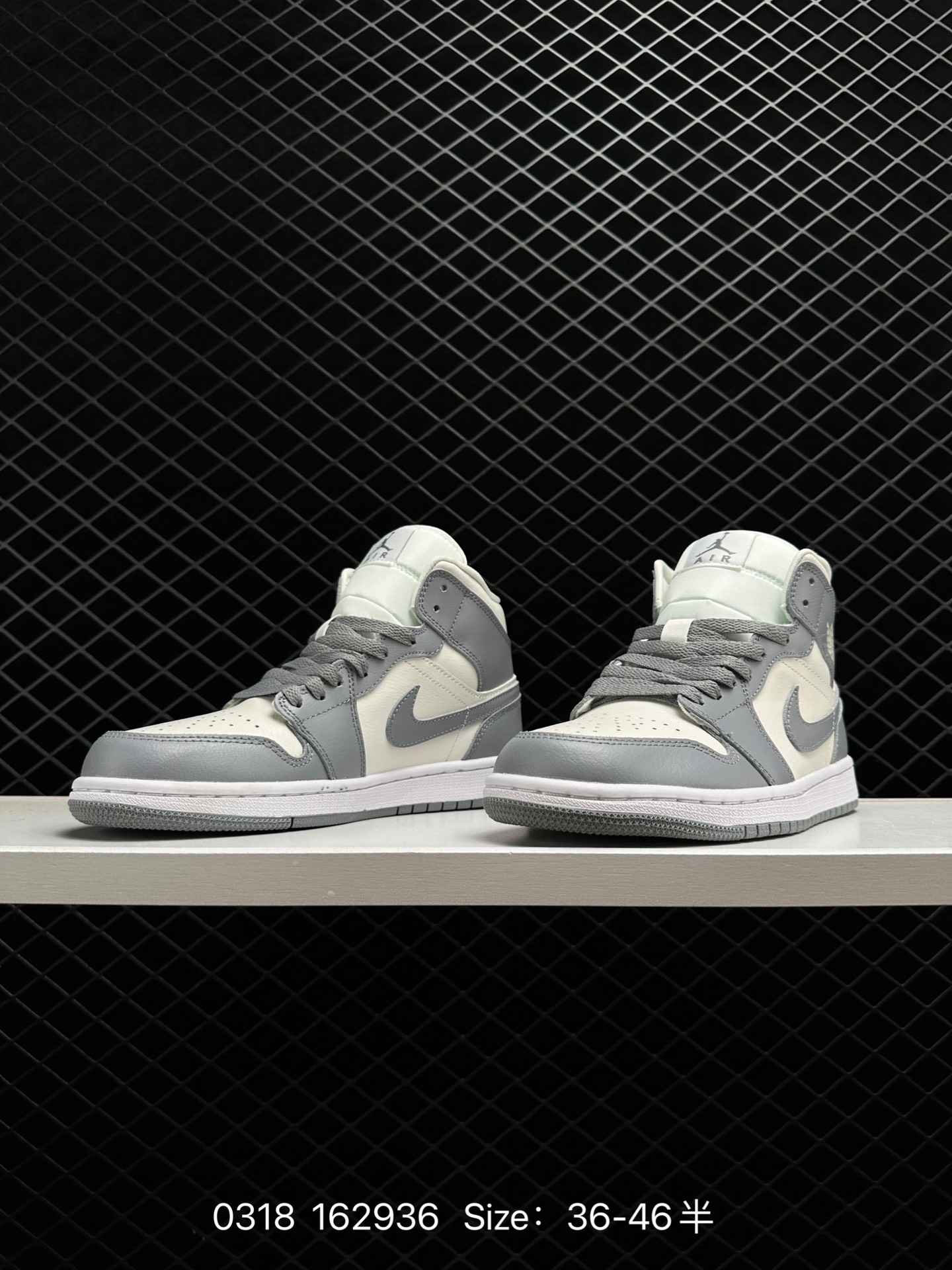 NIKE AIR JORDAN 1 MID AJ1